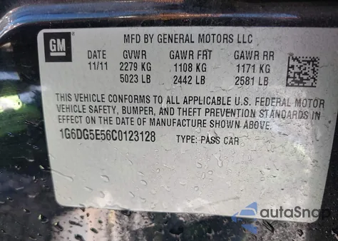 2012 Cadillac Cts Luxury z USA, uszkodzony, nr VIN 1G6DG5E56C0123128